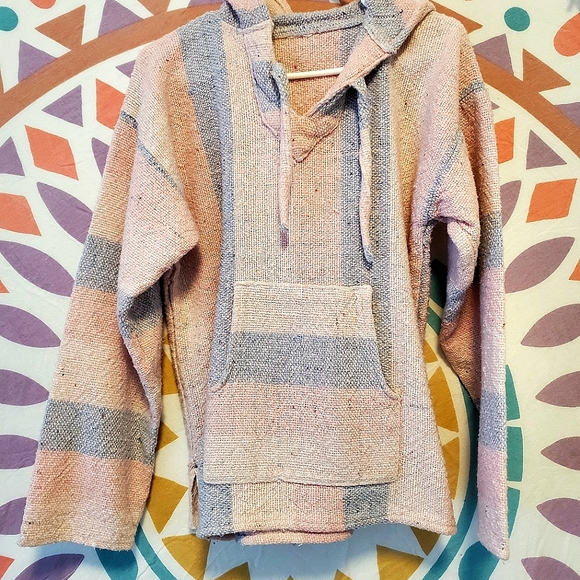 🍭3 x $25*  Baja Hoodie / Sweater in Baby pink *minor flaws* Sz Lrg - Picture 1 of 9